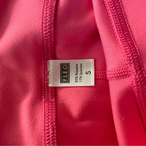 Fleo Short - Picture 4 of 6